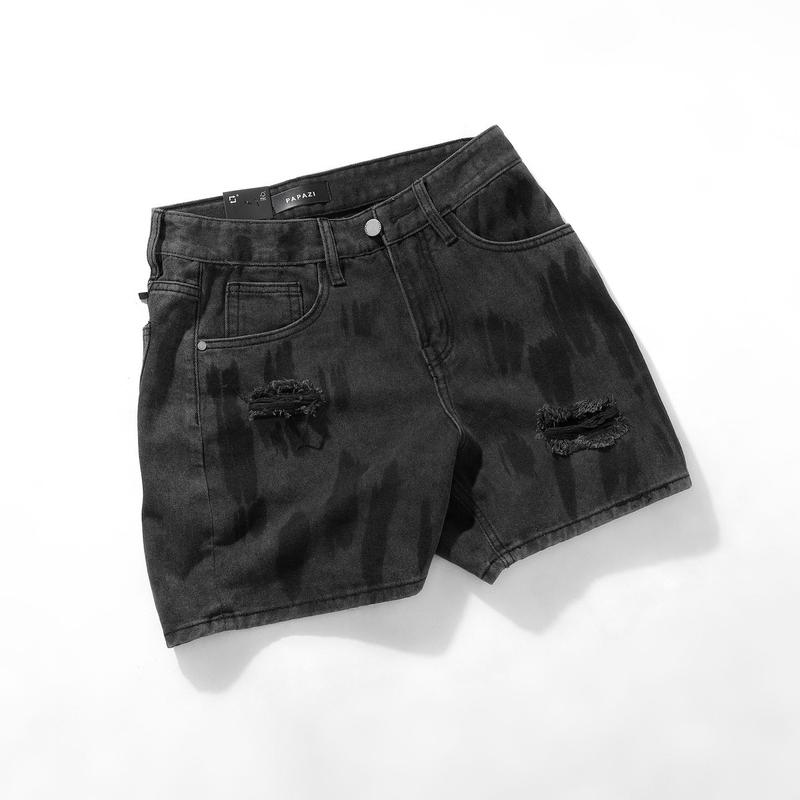 Quần short trên gối Mã_R4436, gam màu đen khói  rách, dễ phối đồ, phong cách cá tính - PAPAZI 2