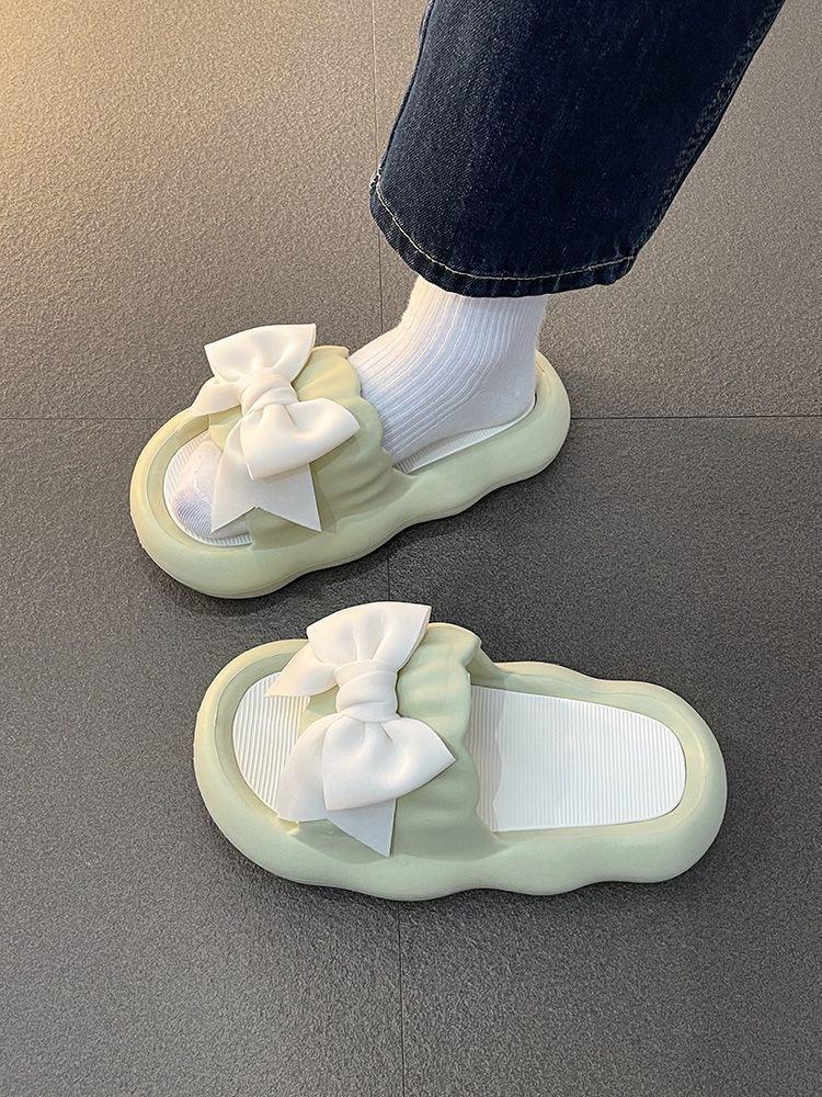 Product Introduction of New Cute Wild Bowknot Slippers for Women Summer Outdoor Student Dormitory Non-Slip Slip Slip-on Thick-Soled Sandals for Women Walking Shoes Footwear Girl Slide Flipflop Comfort Onyx 9