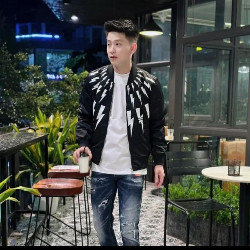 Product Introduction of Áo khoác gió 2 lớp tia sét nam nữ mùa đông 2023 10