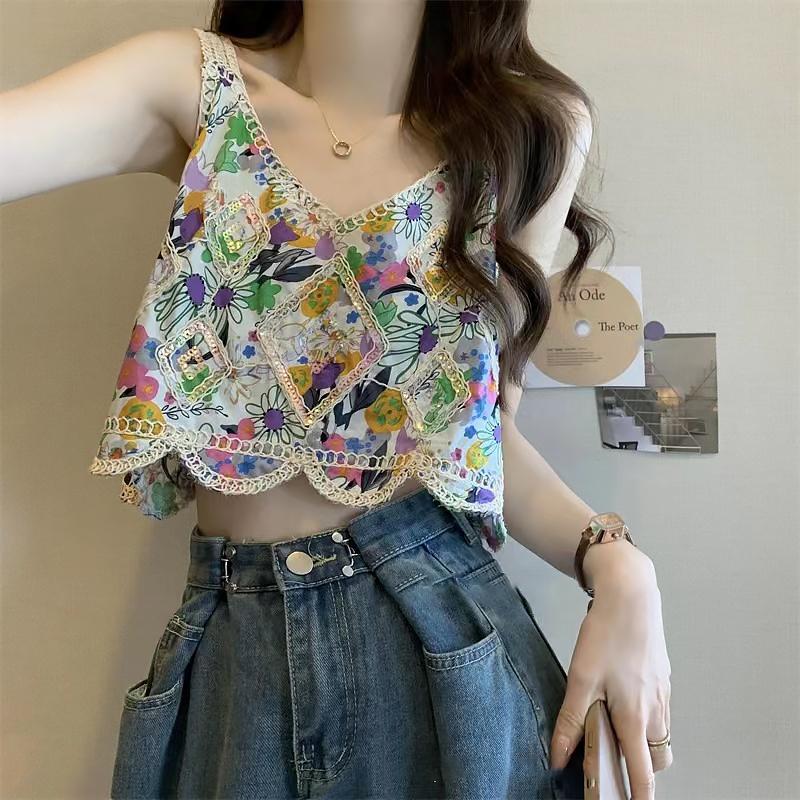 Product Introduction of Áo Yếm Hoa Cổ Điển Cho Nữ, Áo Không Tay Cổ Chữ V, Thêu Rỗng, Áo Ba Lỗ, Mùa Hè 18