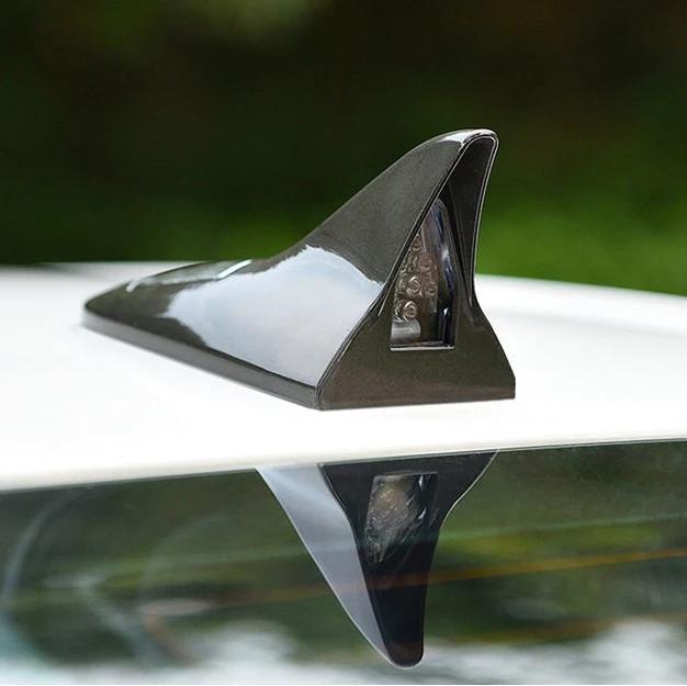 Product Introduction of Solar Power Shark Fin Warning Light Car Roof Antenna Decoration Night Anti-collision Flashing Lamp Car Accessories 16