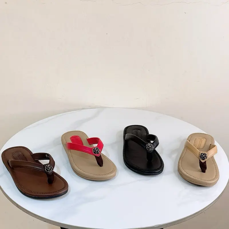 Giày dép trà my - Dép kẹp da  khóa bông - size 36-40- phong cách trẻ trung, đơn giản , thanh lịch 0