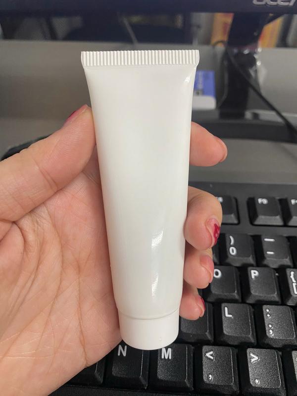 Dầu Gội Đỏ Rose Red Labene Dành Cho Tóc Nhuộm Đỏ Và Hồng, Bổ Sung Tăng Độ Sáng Tươi Mới Màu Nhuộm | LABENE 7