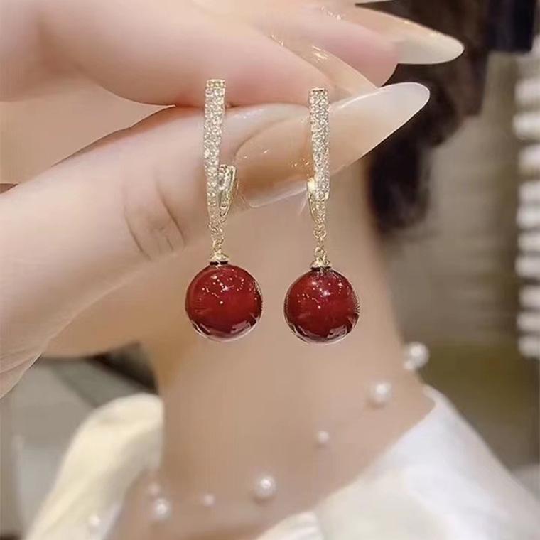 Product Introduction of Bông tai ngọt ngào, thời trang, Joker 9