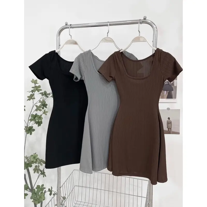 Đầm body nữ tay ngắn cổ vuông, váy nữ dáng ngắn xoè A chất gân thái mềm mịn co dãn ôm body tôn dáng HV399 4