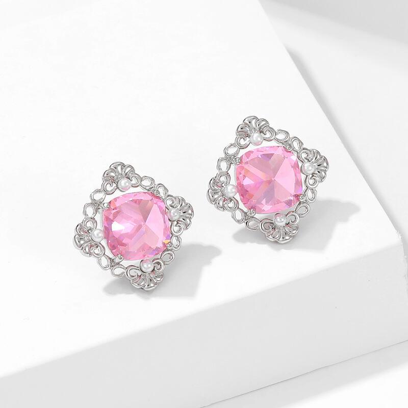 Product Introduction of Silver  high-end with French pattern hollow out for women, niche daily minimalist temperament earrings 11