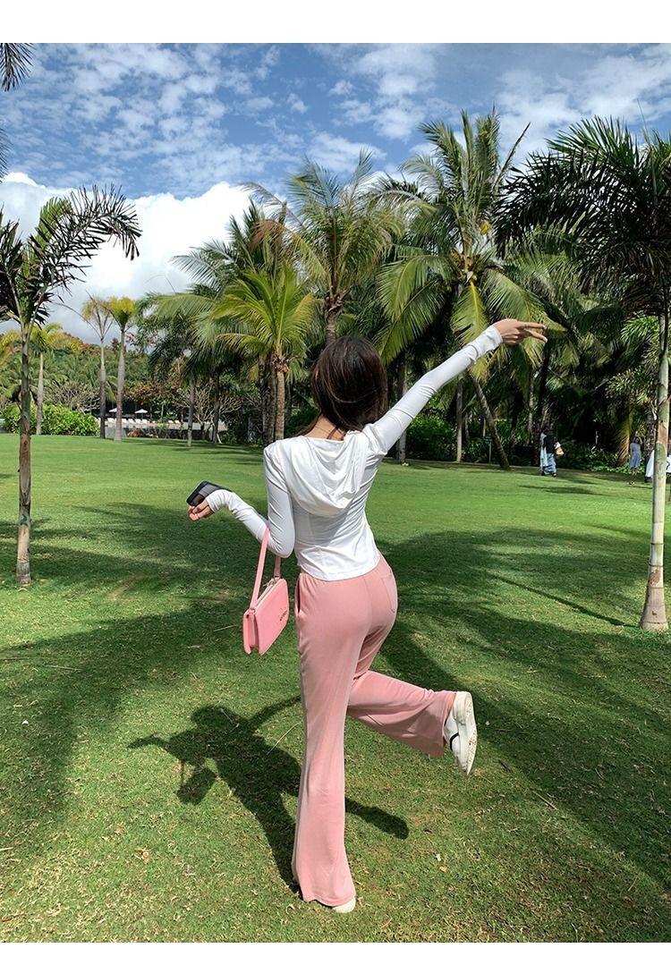 Product Introduction of 2025 New Ice Silk Sunscreen Clothes for Women, slim fit, waist cinching, small stature, slimming, UV resistant, breathable, thin jacket, fashionable and versatile 16