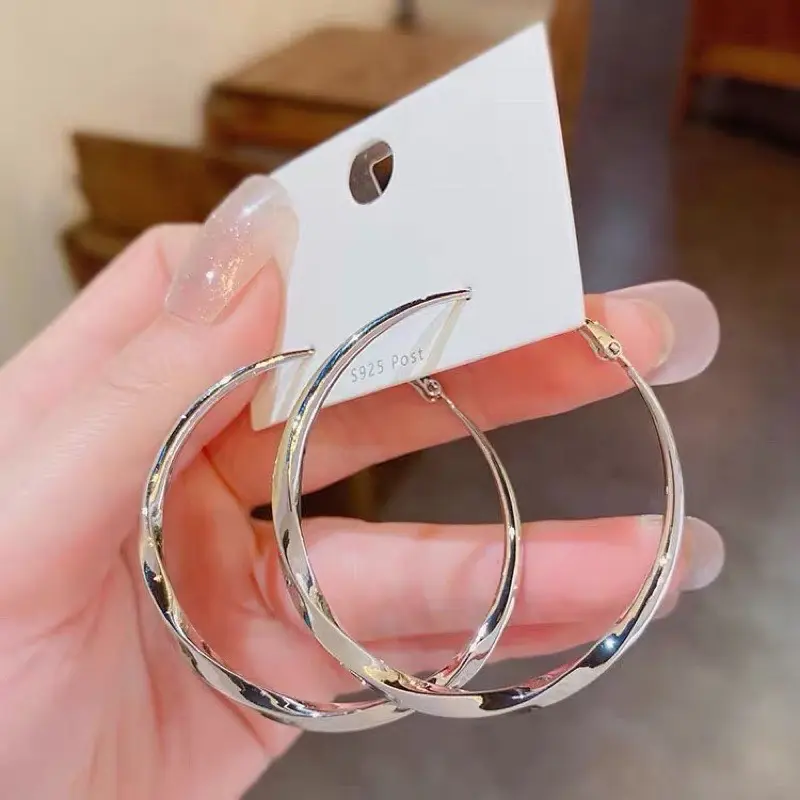 Khuyên tai tròn bản to 2 màu sang chảnh KT0266 1