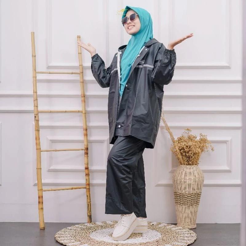 Product Introduction of Senwil Jas Hujan Setelan Pria Wanita RAINCOAT Motor Original Bahan PVC 0,25 Tebal Anti Rembes 3