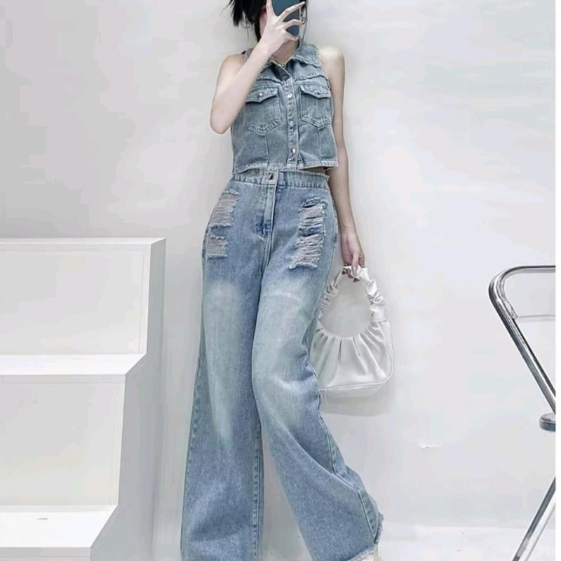 A126-Set bộ jean cho mẹ và bé áo gile quần suông rách phong cách