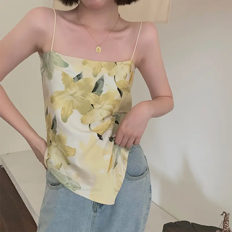 Women Tie Knot Back Camisole, Spaghetti Strap Sleeveless Floral Print Hanky Hem Cami Tops