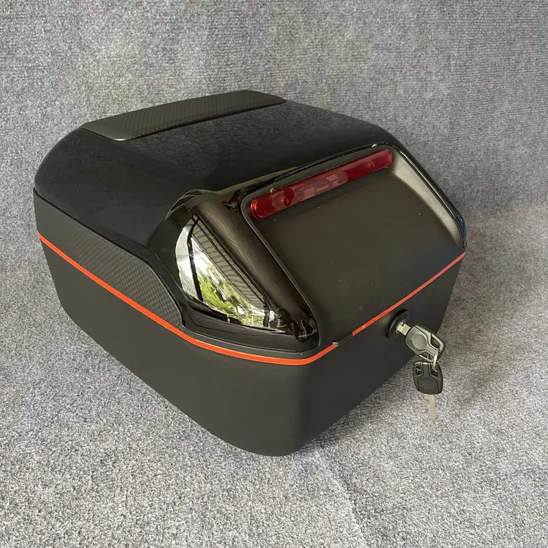 Thùng Sau Đựng Đồ Dành Cho Xe Máy, Xe Motor Thiết Kế Đẹp Mắt 2