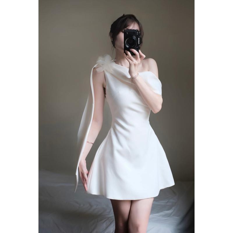   UnihomePREMIUM   40-80kg  Đầm Váy Lệch Vai Choàng Cổ Cài Bông Form Xòe Tôn Dáng mặc Đi Tiệc  Có BigSize  CH345 