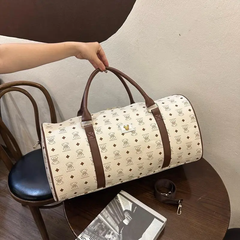 Túi trống du lịch cỡ lớn in hình gấu da pu cao cấp, chống thấm nước - BB store 5