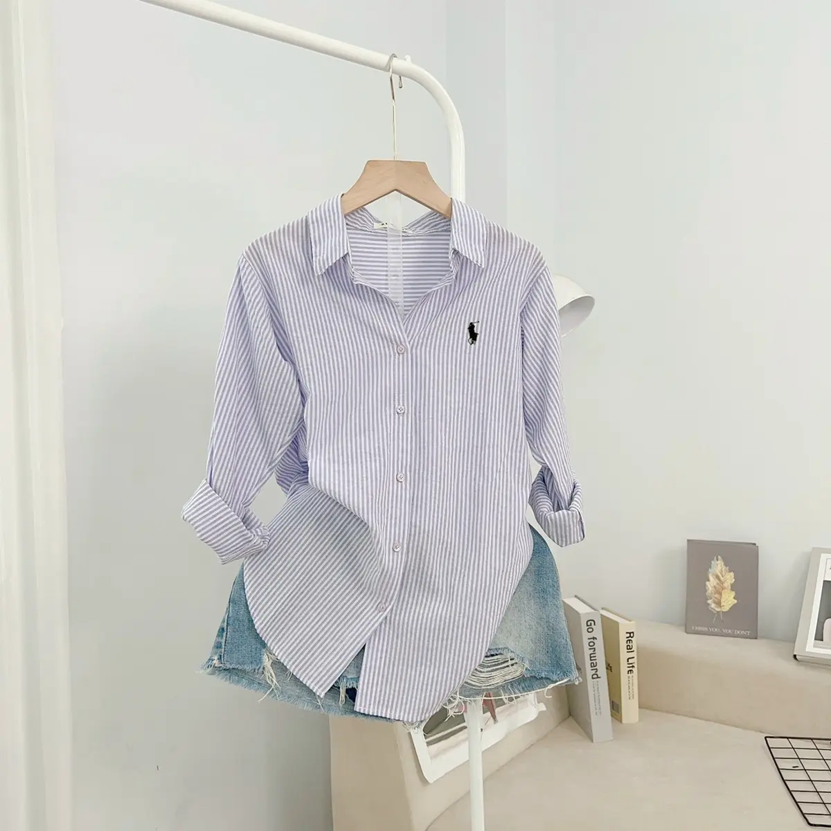 Áo Sơ Mi Nữ Kẻ Sọc Hoạ Tiết Xinh Xắn - Áo Sơ Mi Công Sở Form Rộng Hàn Quốc Women