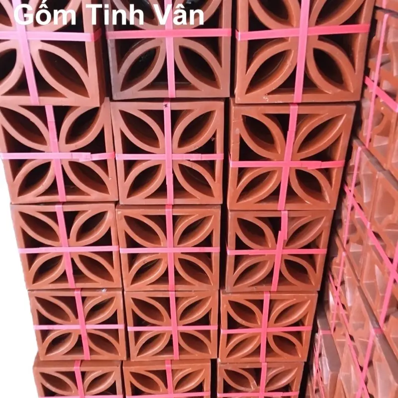 Gạch thông gió hoa chanh, gốm đất nung đỏ, sản xuất tại, gốm tinh vân bát tràng, chất lượng tốt, bền đẹp, có 2 kích cỡ 20x20x4,5 cm, 30x30x5 cm gốm tinh vân bát tràng 1