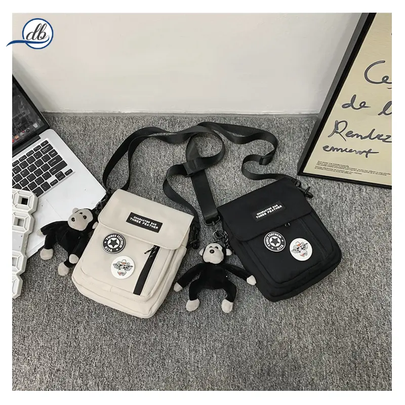 Túi Đeo Chéo Vai Nam db Vải Canvas nhỏ ngọn ( không có Gấu) TC05 Đeo Vai Bag Kem