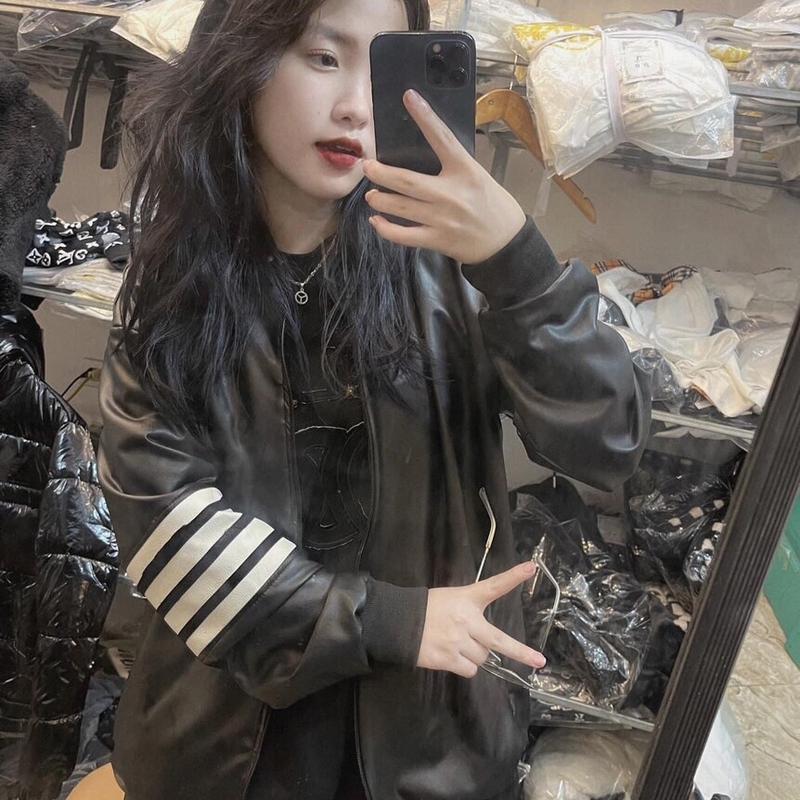 Bản áo khoác bomber Da 4 vạch thêu trắng siêu cấp Jacket Đen Nam Nữ Top Women 1