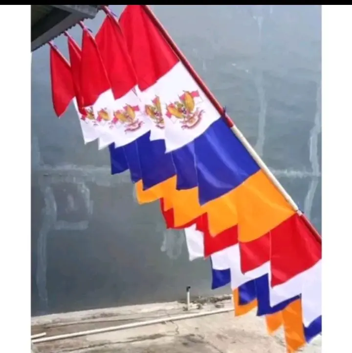umbul  umbul zigzag Dekorasi