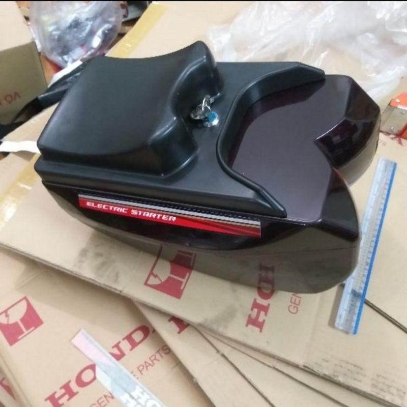 thùng đựng đồ giữa xe dream + wave + cup 81/82