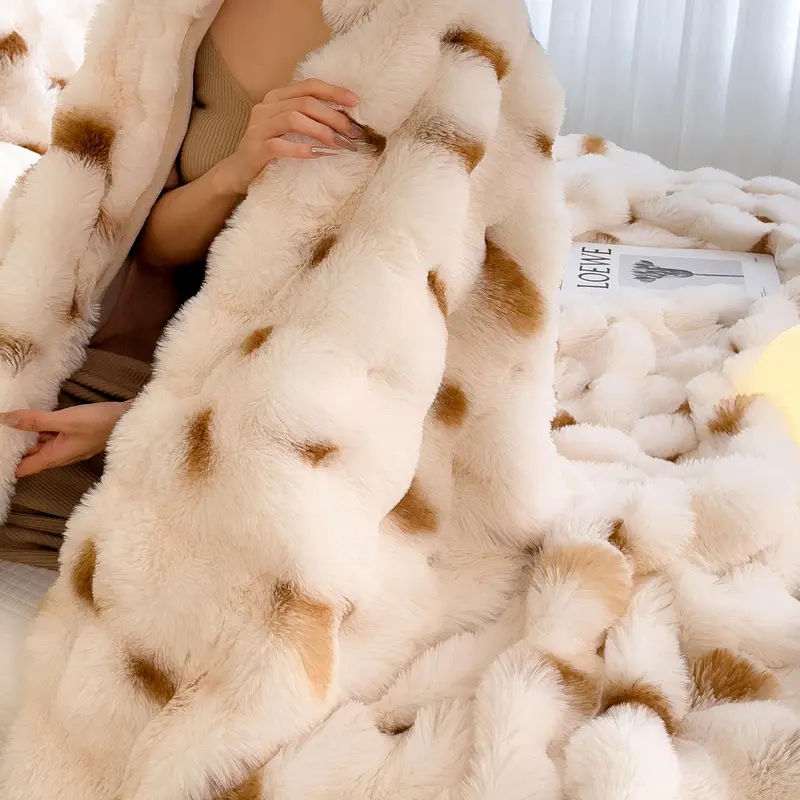 Soft Warm Blanket, 1 Count Comfortable Throw Blanket, Warm Napping Blanket for Home Office Travel Camping School Dormitory 5