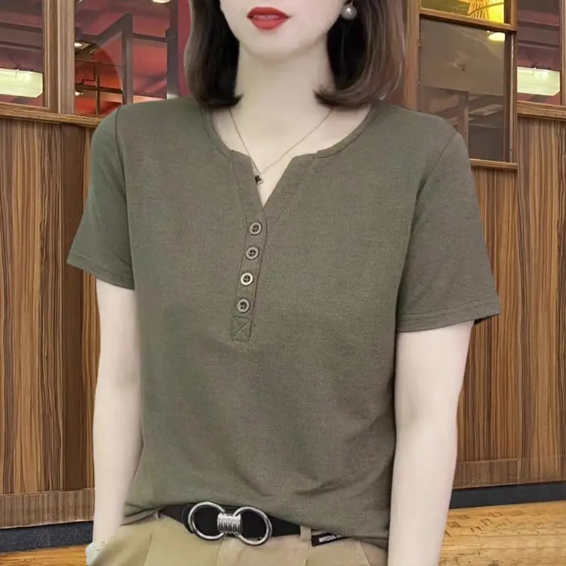 Summer new maternity t-shirt for women, middle-aged and large-size women, stylish V-neck, pure color and slim fit, top for women.