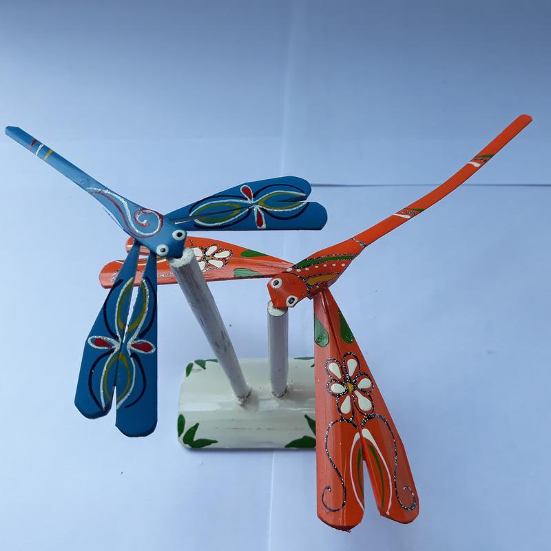 Quà lưu niệm Bộ 2 con chuồn chuồn tre có chân đế Chuồn tre xinh shop 0