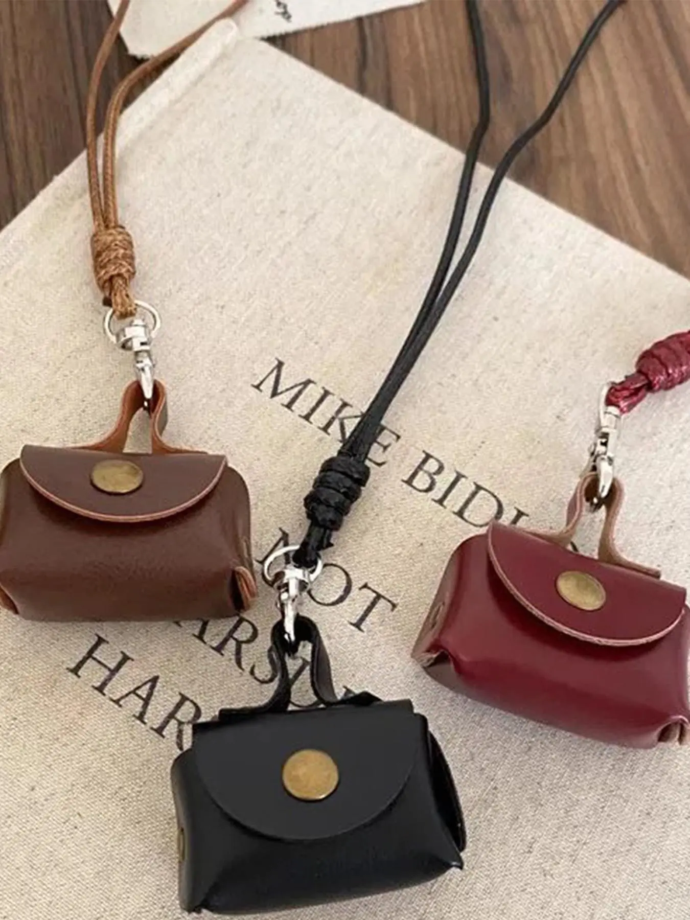 Solid Color Bag Charm, Fashionable Bag Decoration for Women & Men, Trendy All-match & Exquisite Bag Keychain for Birthday Gift