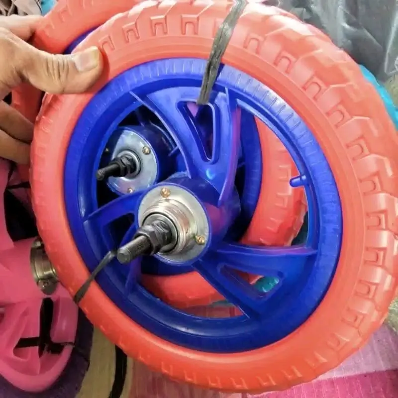 Sepasang Roda Busa untuk Sepeda Anak Ukuran 12 Inch dengan As - Outdoor 0