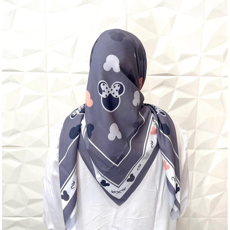 KERUDUNG HIJAB MOTIF MICKEY MOUSE SEGI EMPAT VOAL PREMIUM TERBARU Katun Muslim Square 4