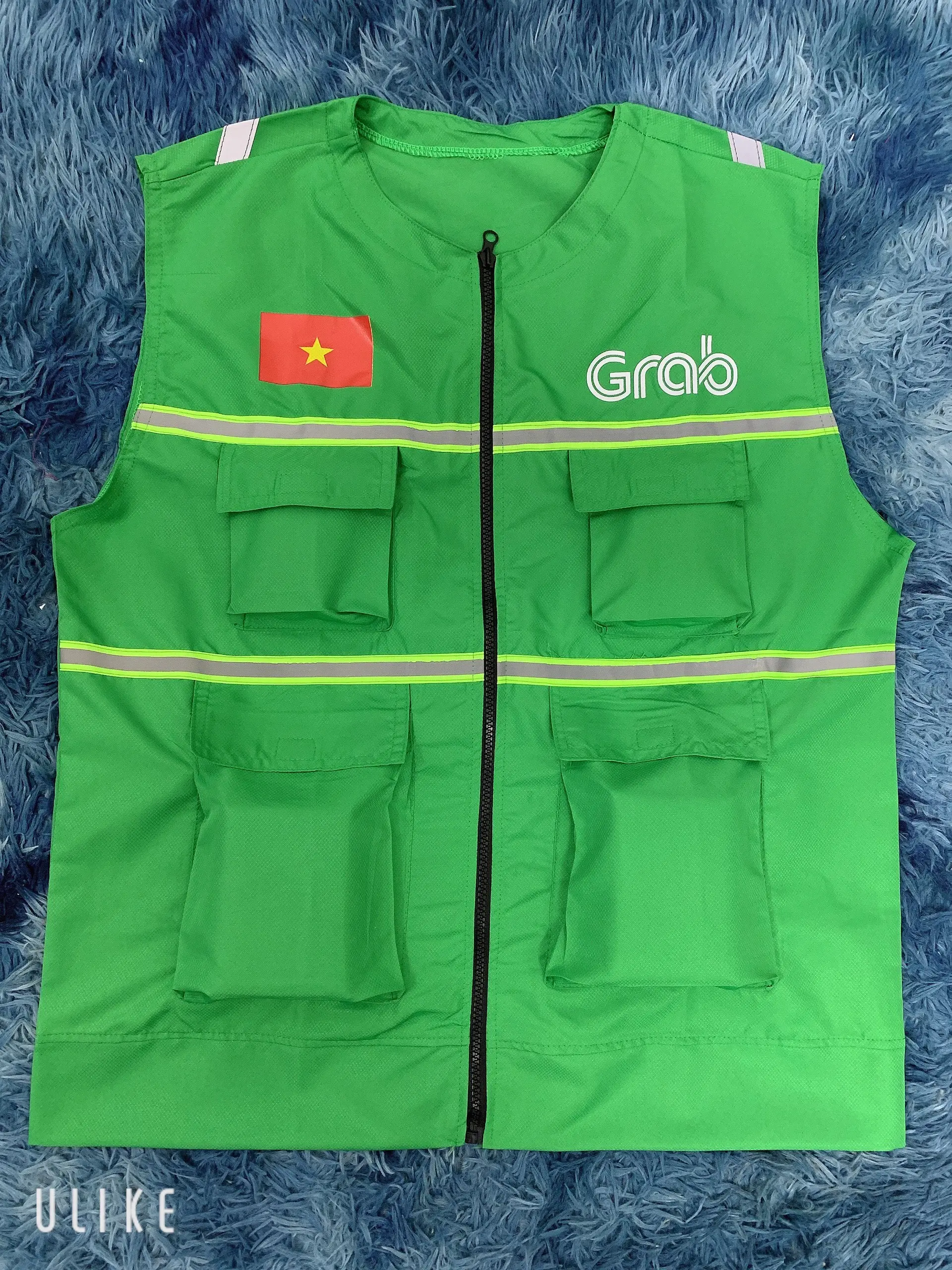 Áo Gile Grab Phiên Bản Nhiều Túi Hộp Cực Kỳ Tiện Lợi Cho AE Nam Menswear