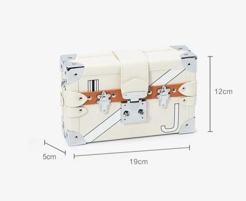 Product Introduction of Túi Hộp J 3 màu sang chảnh 0