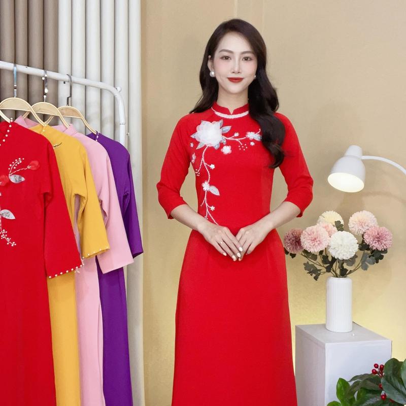 M2 Bộ Áo Dài Lụa Mỹ Đỏ Đính kết hoa trắng cổ đính cườm thủ công