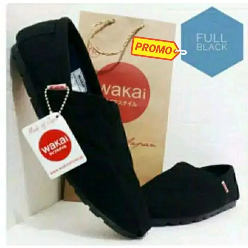 Sepatu Wakai Cowok Full Hitam Termurah dan Terlaris