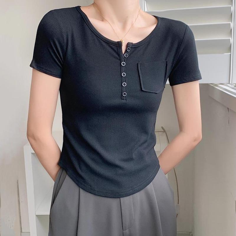 Product Introduction of Áo Thun Nữ Túi Ngực Gấu ÁO Đuôi Tôm ,Chất Vải Thun Tăm Đủ Size 45kg - 75kg Top Women thun nữ mã TNN 8