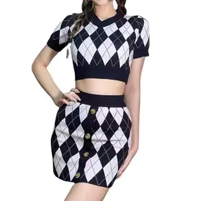Lalisa Set Korea Skirt & Blouse Atasan Crop Bawahan Rok mini 98060