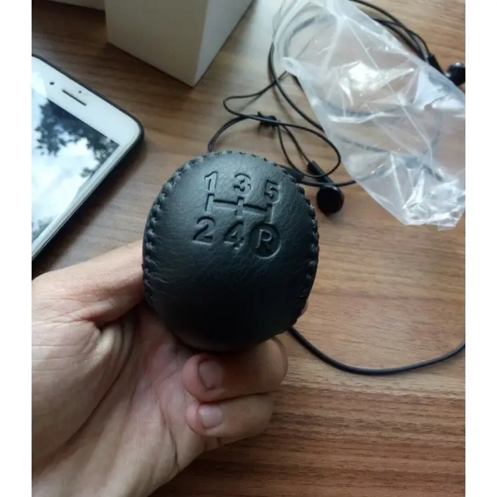 (Sỉ - Lẻ) Tay nắm cần số da xe Toyota Innova (2006-2015), Toyota Fortuner. OEM: 33504-0K150-C0