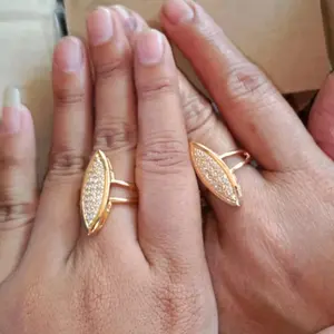 cincin wanita motif lonjong full permata titanium anti luntur