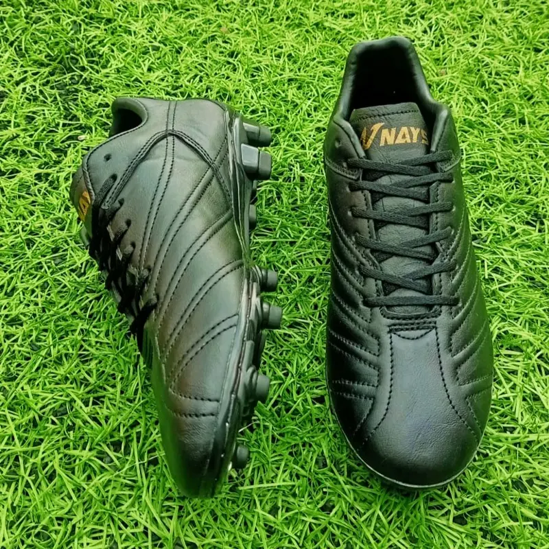 sepatu bola lentur original 100%bahan kulit Uniseks Boots 1