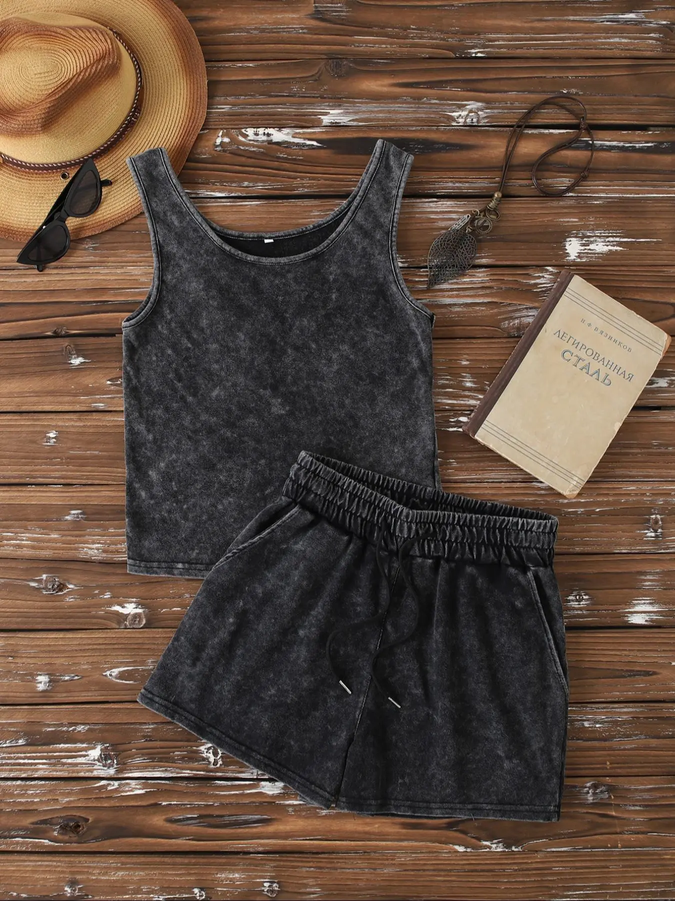 Two-Piece Set Women's Solid Tank Top & Shorts, Casual Sleeveless Top & Shorts for Summer, Ladies Clothes for Daily Wear