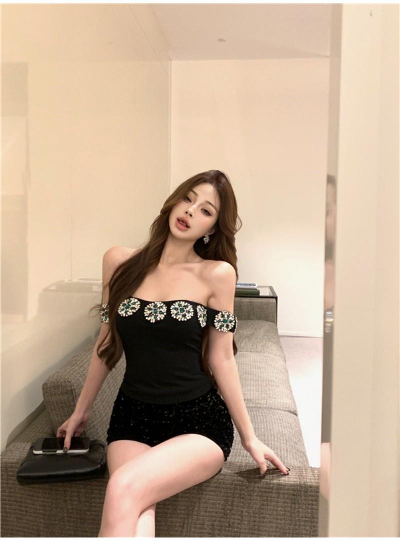 Product Introduction of Áo Vest Ngắn Đeo Vai, Thời Trang Thu Đông, Phong Cách Mới, Dành Cho Nữ, Nạm Kim Cương, Áo Không Tay Màu Đen 11
