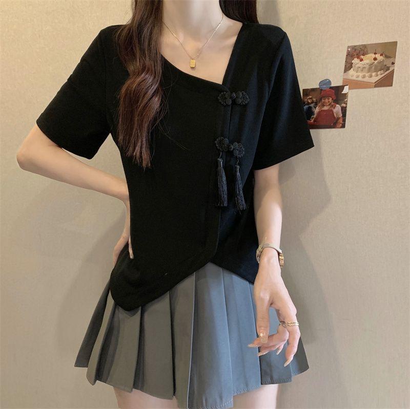 Product Introduction of Women's New Chinese Button Irregular Short T-shirt Fat Mm Cover Belly V-neck Top Womenswear Blouse Check Flat 20