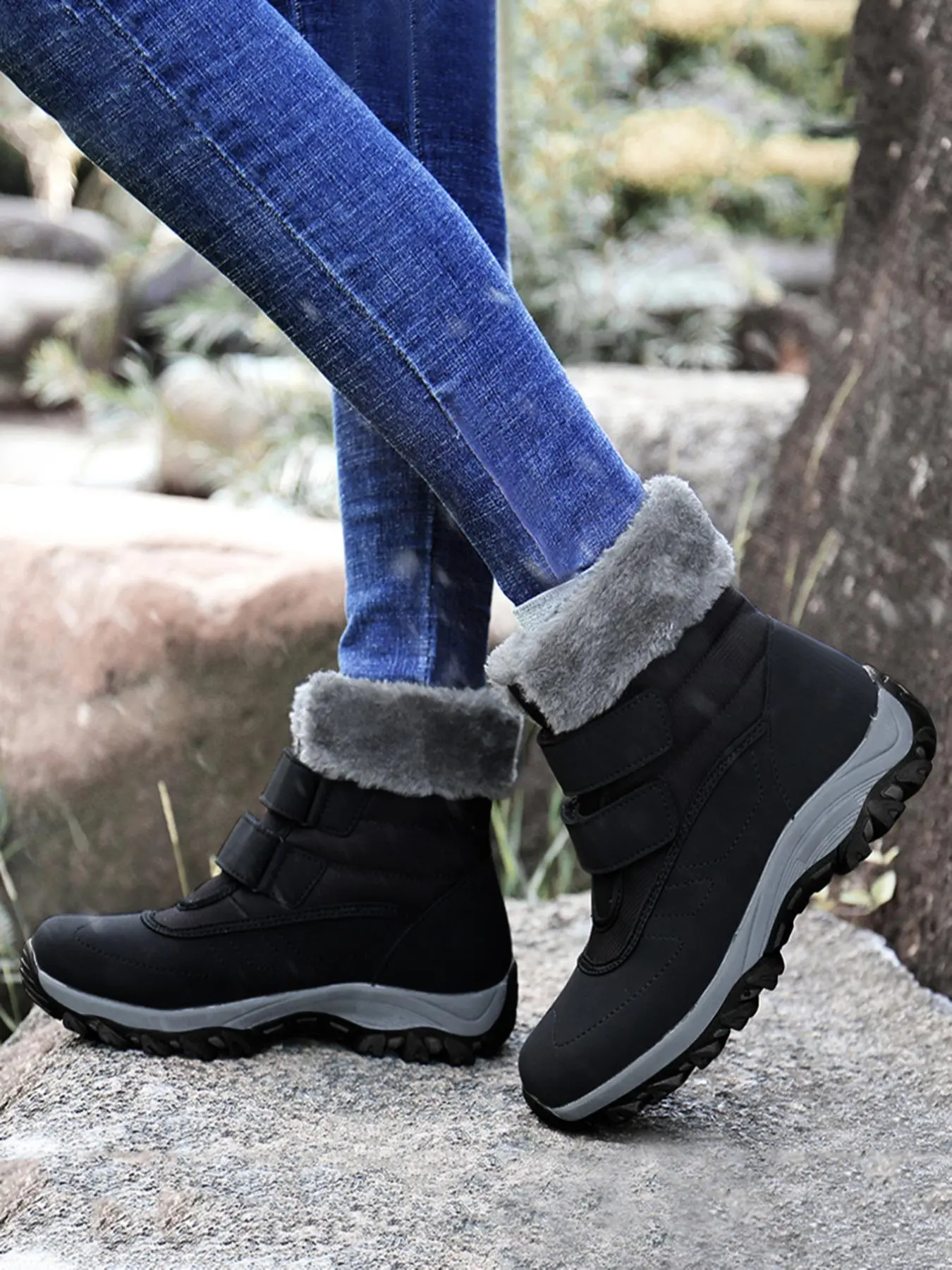 Women's Fashionable Solid Color Lace Up Mid-calf Boots, Warm Thick Sole Snow Boots For Fall & Winter, Minimalist Hook And Loop Fastener Strap Comfortable Thermal Snow Boots