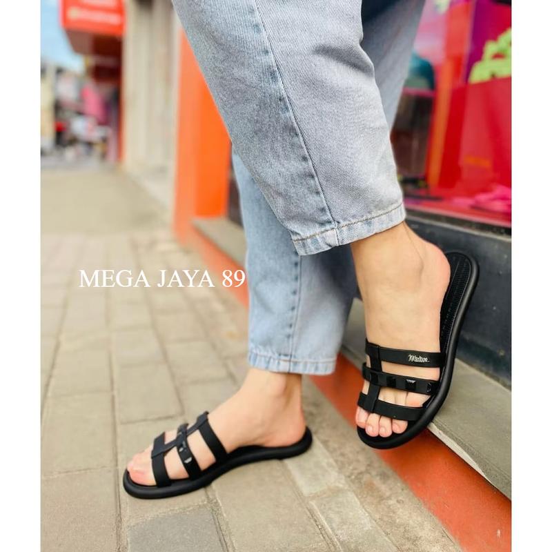 Sandal Flat Wanita Jelly Import Kekinian MJ-A508-1 0