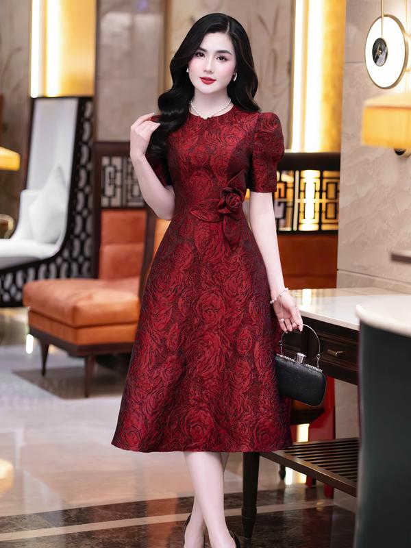 MIỄN SHIP MDU4792 Váy Gấm Dập Vân Hoa - Thiết Kế Tay Bồng Và Chi Tiết Hoa Đính Eo Tinh Tế