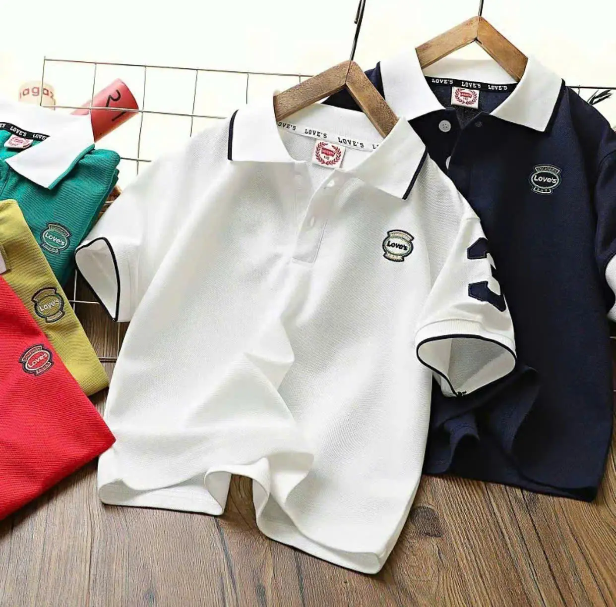 Áo bé trai 18-52kg, áo bé trai + người lớn hàng thun lạnh,áo cộc tay mẫu chữ LOVE hàng may kĩ ,vải mềm mát thấm hút mồ hôi,