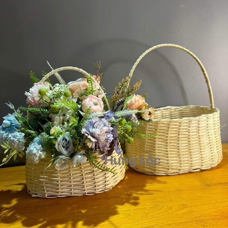 Túi mây cắm hoa, giỏ mây dạng túi cắm hoa tươi, giỏ cắm hoa mây tre đan thủ công trang trí nhà cửa. Rổ