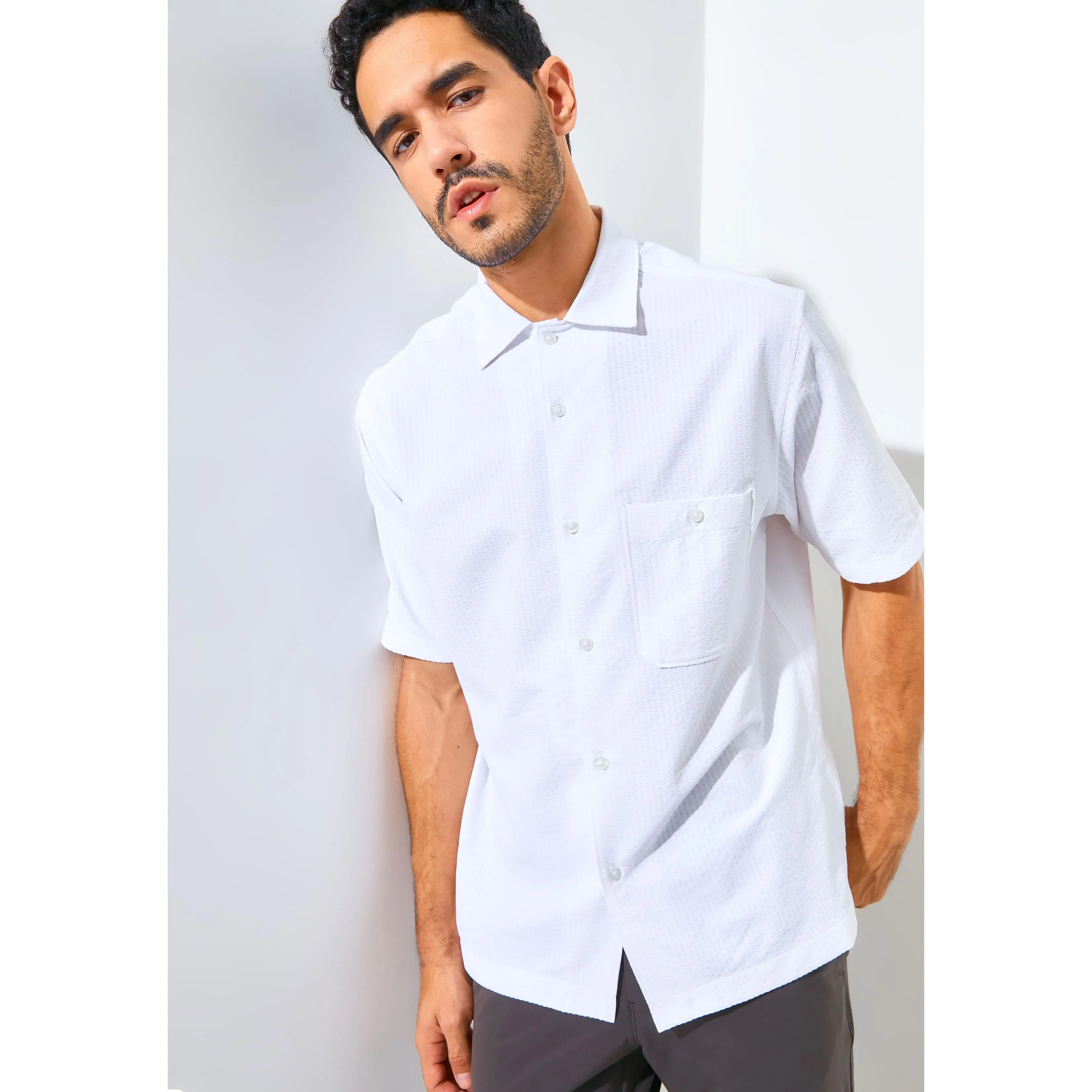 Jack Nicklaus Saverio Kemeja Pria Lengan Pendek Regular Fit White