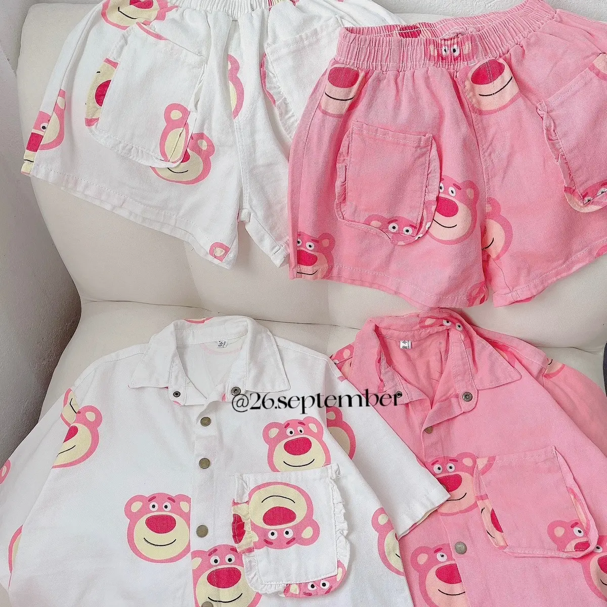 Set áo sơmi jean + quần short hoạ tiết gấu dâu dễ thương