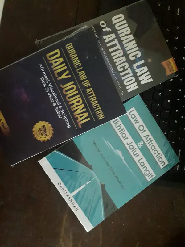 paket 3 buku quranic law, daily journal dan law of attraction & jalur langit 0